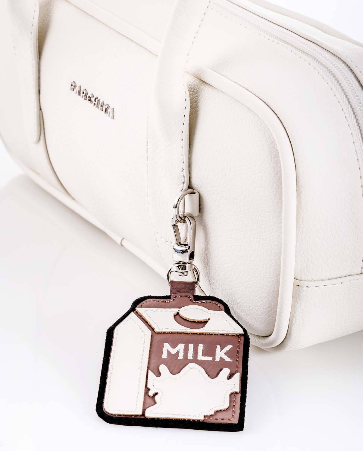 Cartera East west Ivory