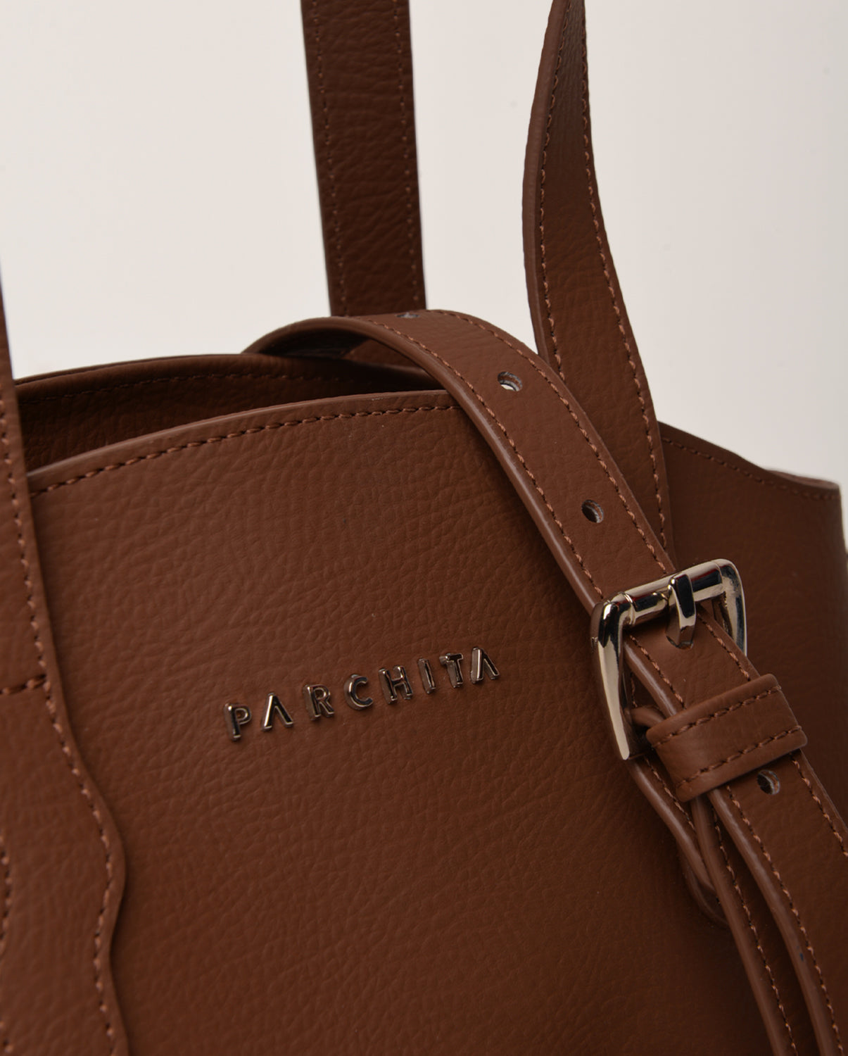 Cartera Tat Café